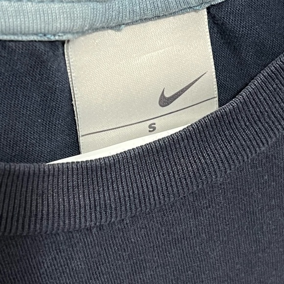 Nike Sneakerhead Shirt - Picture 6 of 8